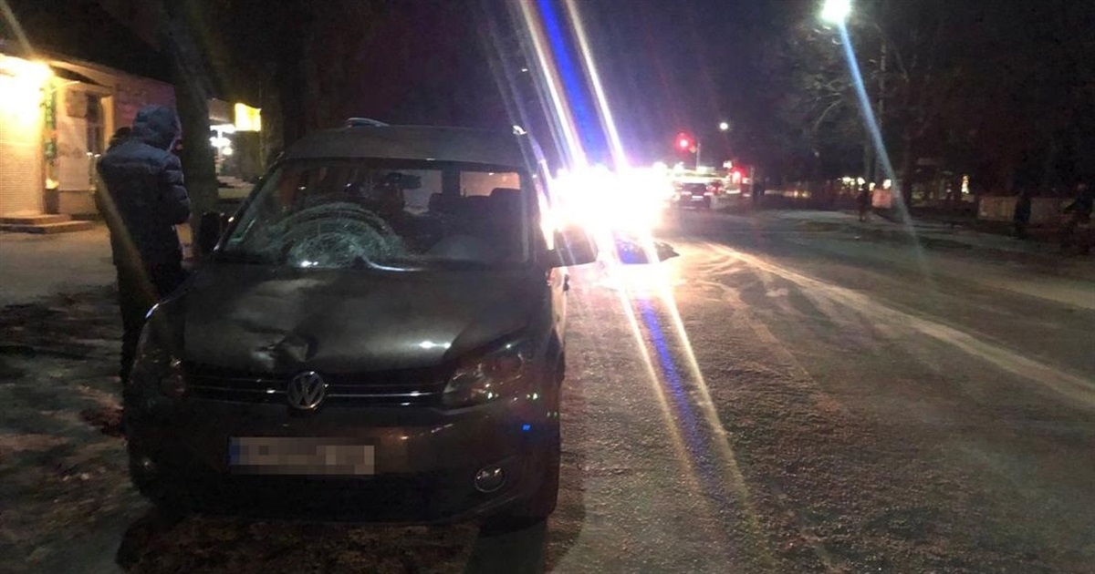 Поліція встановлює особу загиблої в ДТП жінки: деталі