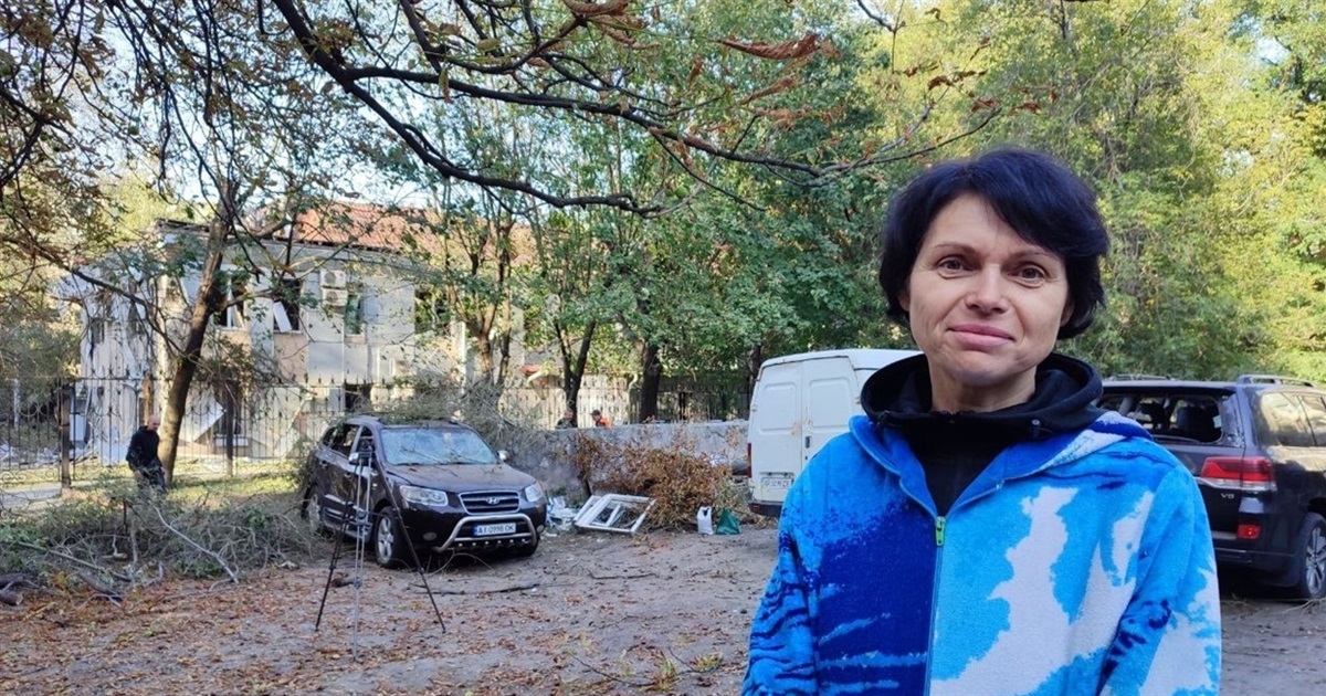 Гучний хлопок і на нас полетіло скло. Родина Нарижних з Бахмута потрапила під обстріл у Запоріжжі