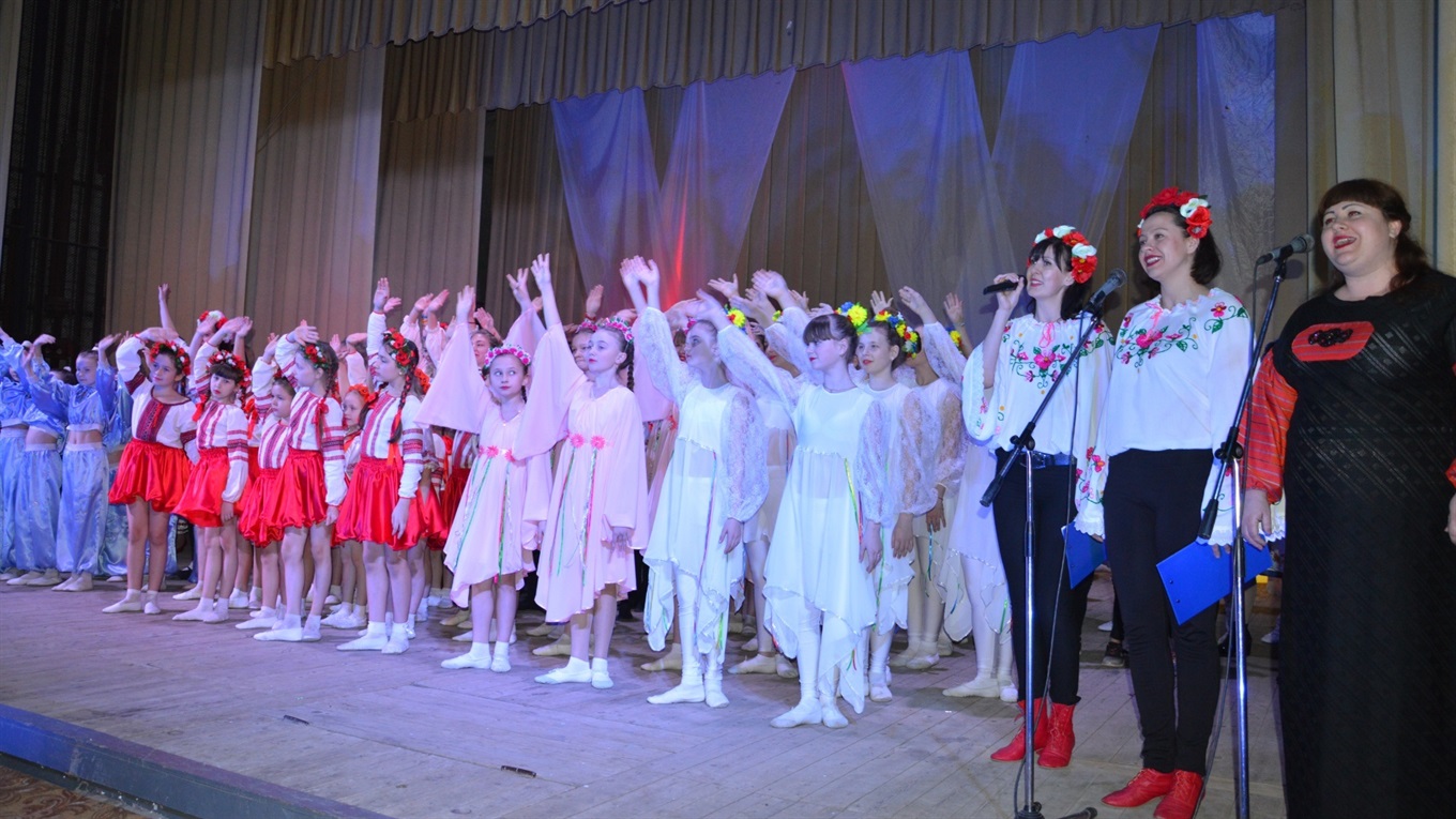 Артисти Сватового та району проходили відбір на обласний конкурс «Луганщина — світанок України» 