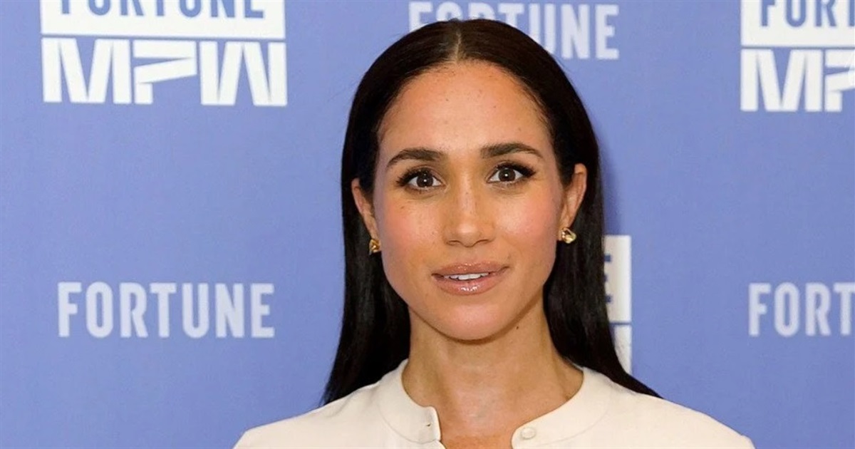 Скандал навколо Меган Маркл, чи вкрала вона дизайнерську сукню