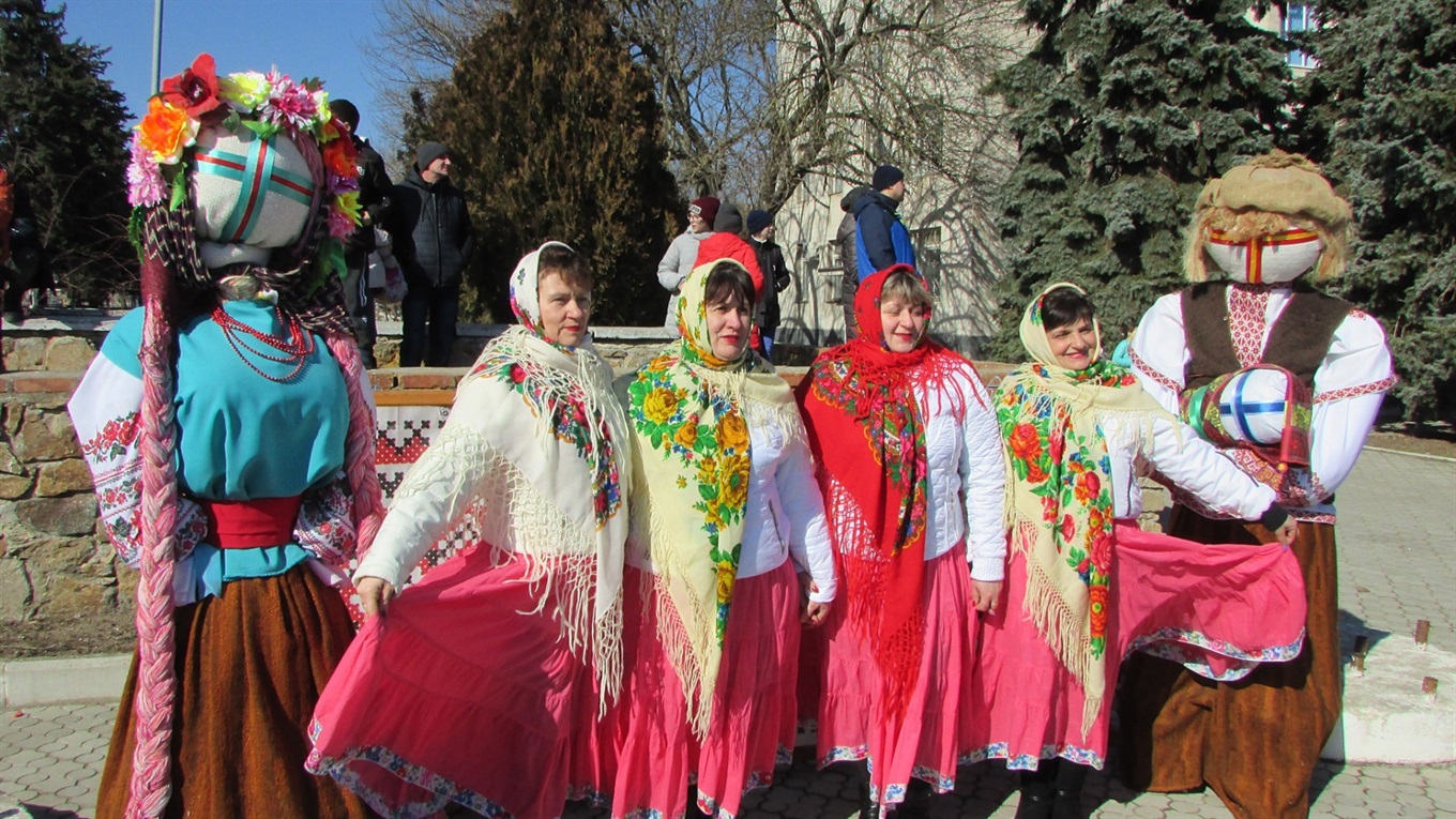 Масленица в фотографиях: как праздновали в Приморске и Бердянске 