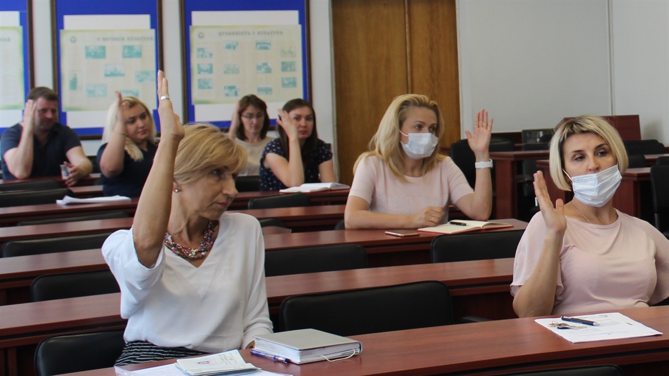 У Жмеринці на Дошку пошани занесуть представників усіх медичних установ міста:  засідання комісії