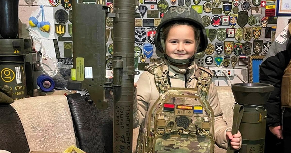 Переяславська школярка передала волонтерам для ЗСУ кошти, які їй подарували на День народження