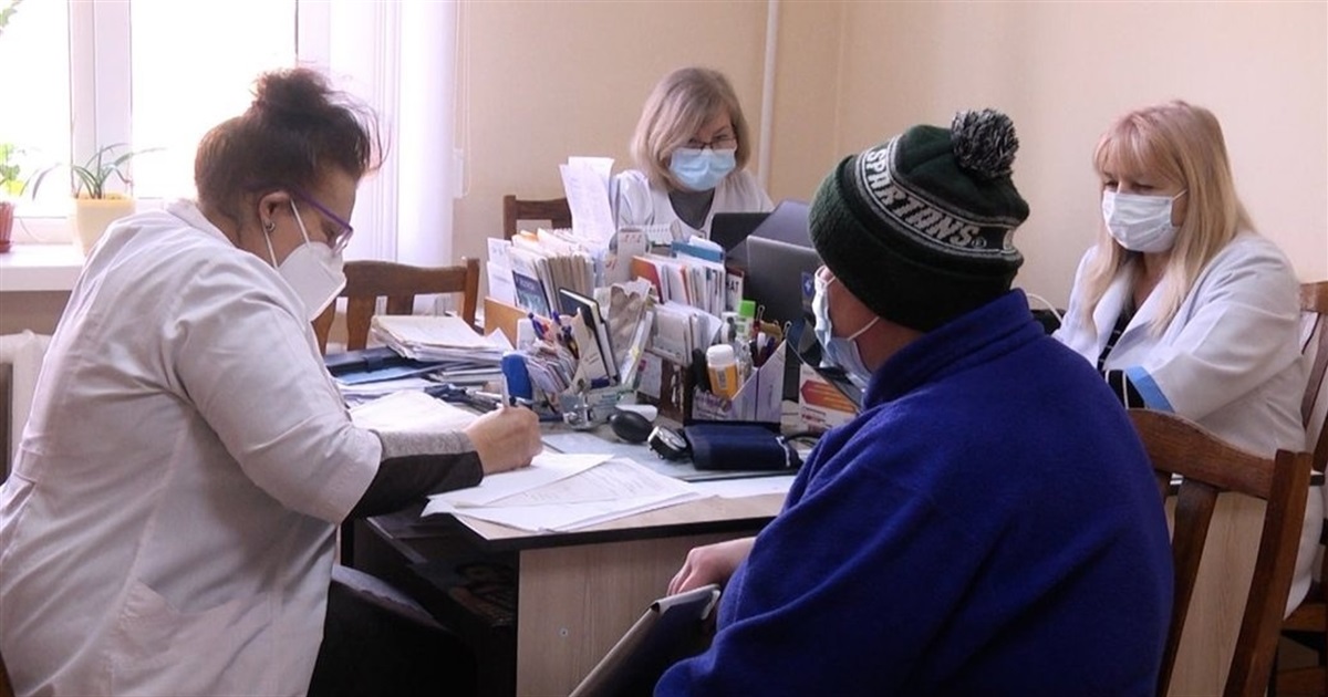 У п'яти громадах Звягельщини високий рівень захворюваності на ГРВІ: огляд ситуації