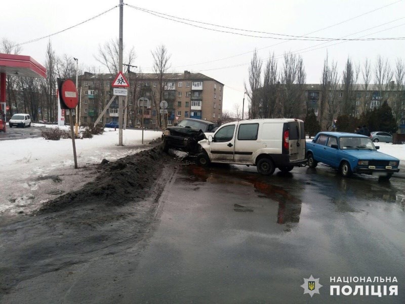 У Покровську сталася ДТП за участю двох автомобілів