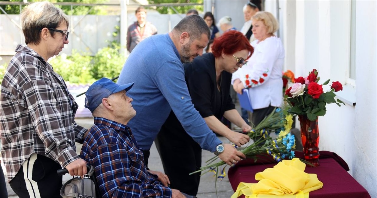 В Ізмаїлі відкрили меморіальну дошку на честь захисника Валерія Степанова