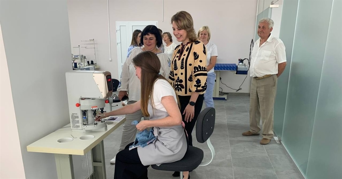 Новітні майстерні й сучасне обладнання: у переяславському коледжі побувала делегація з області