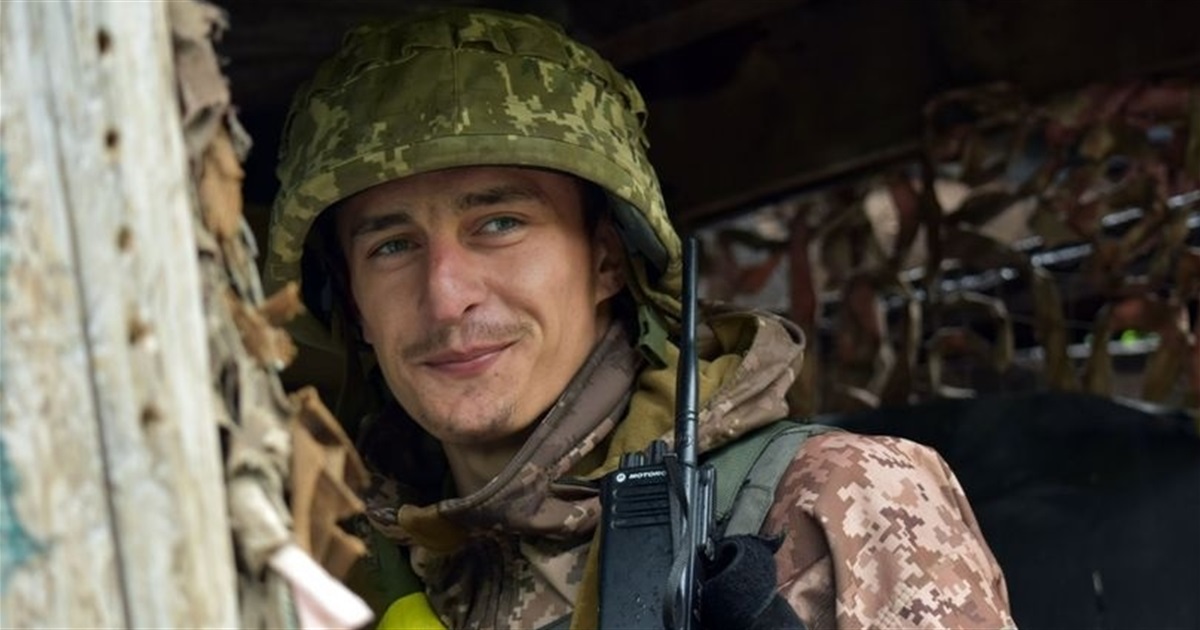 "Ми твердо налаштовані відстояти вільне життя": каже Олександр, який в 30 ОМБр стримує атаки ворога