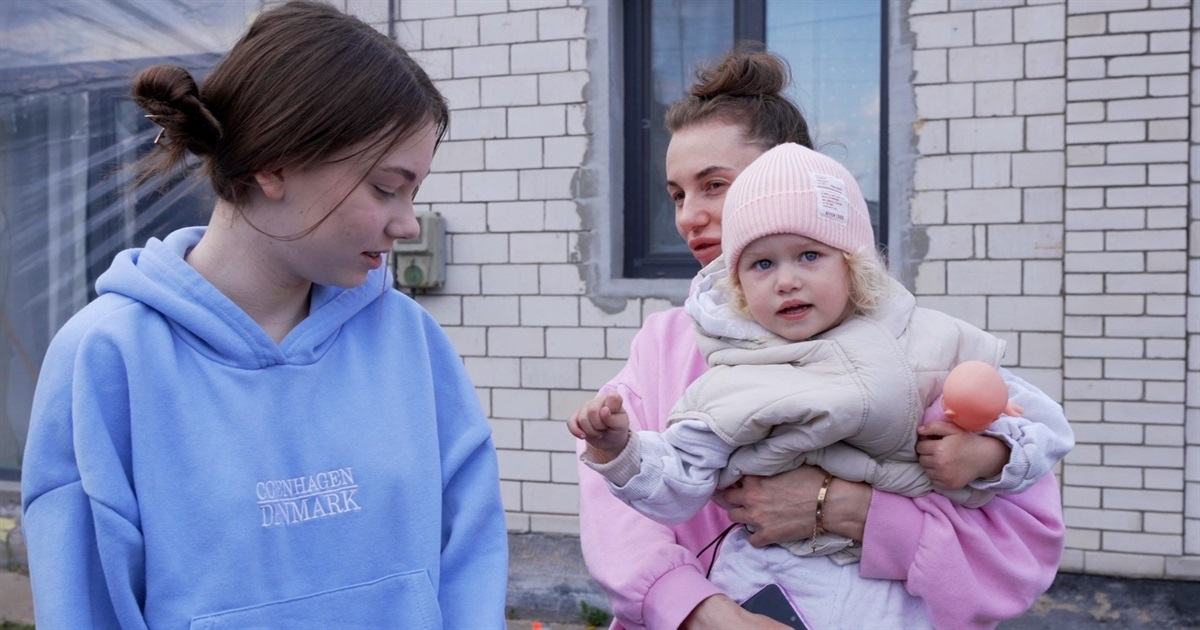 14-річна дівчина врятувала 2-річну дитину: деталі наслідків російського обстрілу Коростеня 3 квітня