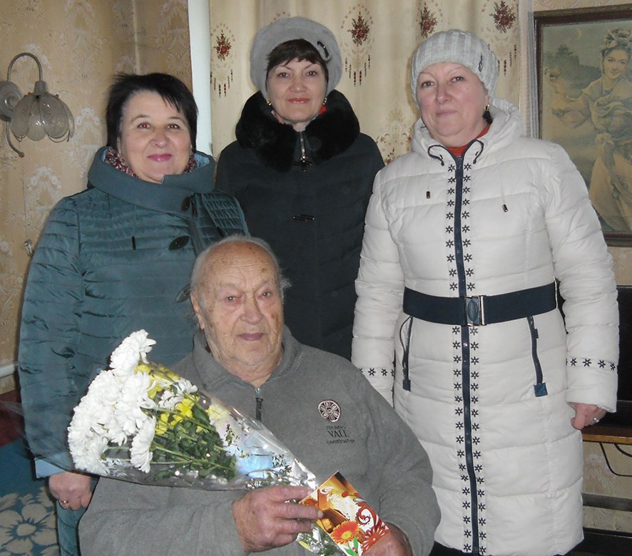 Найстаршому лікарю району – 90!