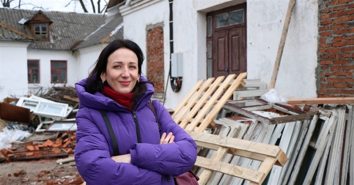 На базі колишнього шкірвендиспансеру у Звягелі продовжують облаштовувати 7 смартквартир для ВПО