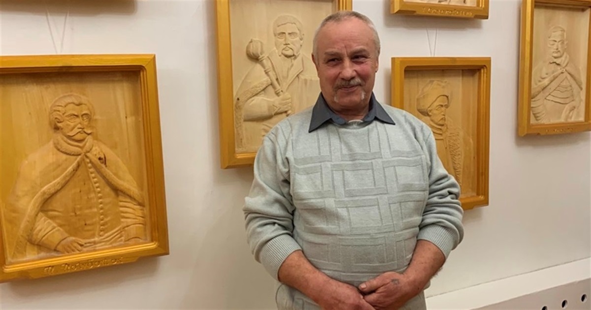У Переяславі відкрилася виставка різьблених картин Івана Чередніченка