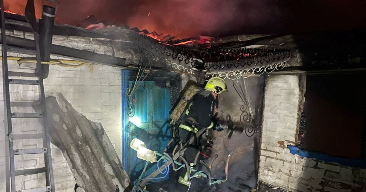 На Переяславщині за добу сталися дві пожежі: горіли господарча споруда, вольєр і човен