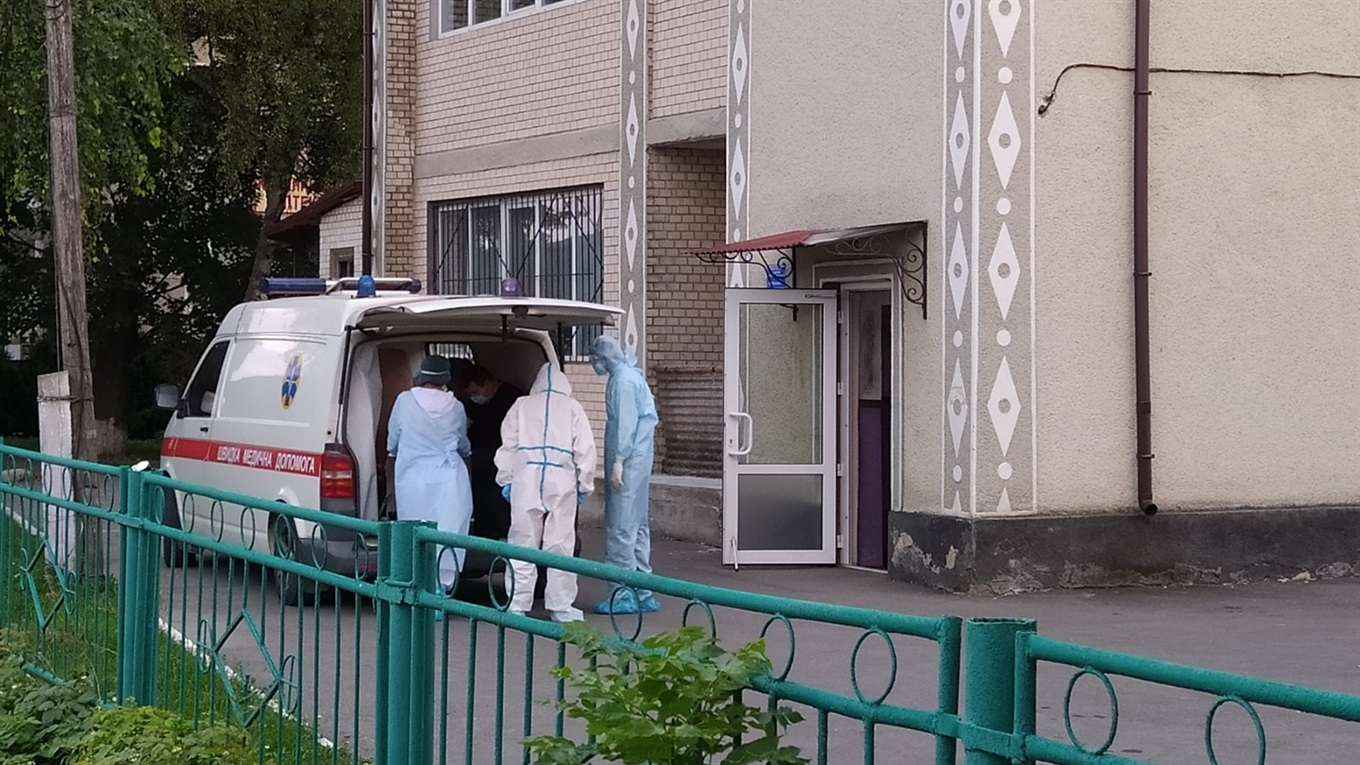 Третя хвиля COVID-19 у Городку: що кажуть медики і чи варто хвилюватися