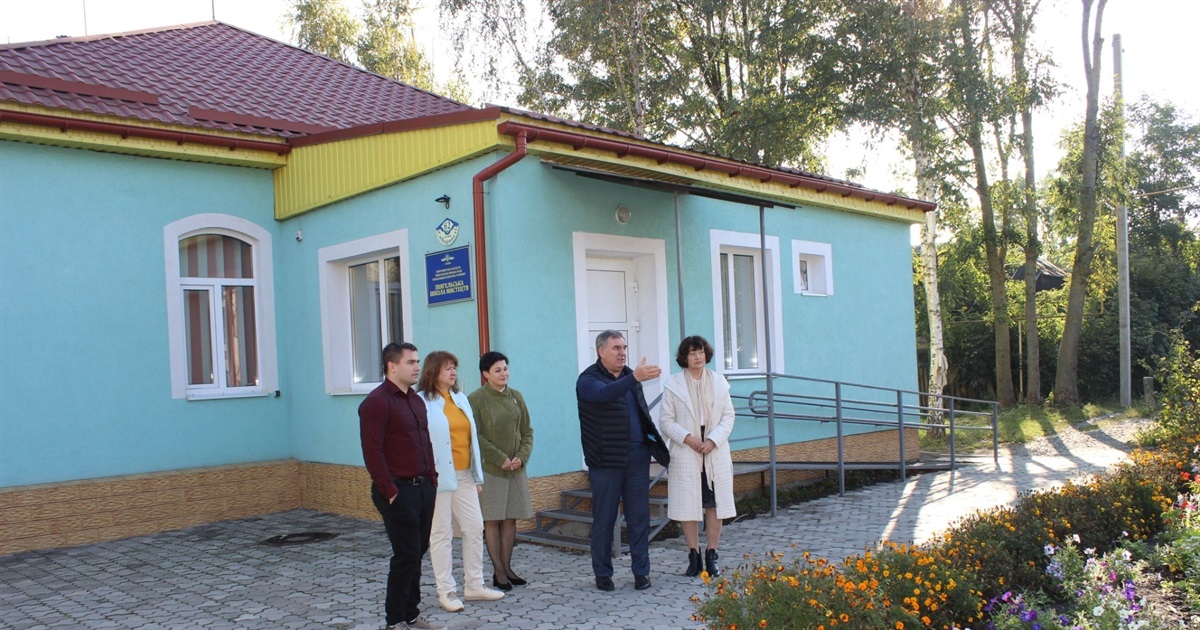 У бібліопросторі ім. Юрія Ковальського і художньому відділенні Школи мистецтв проводять ремонт