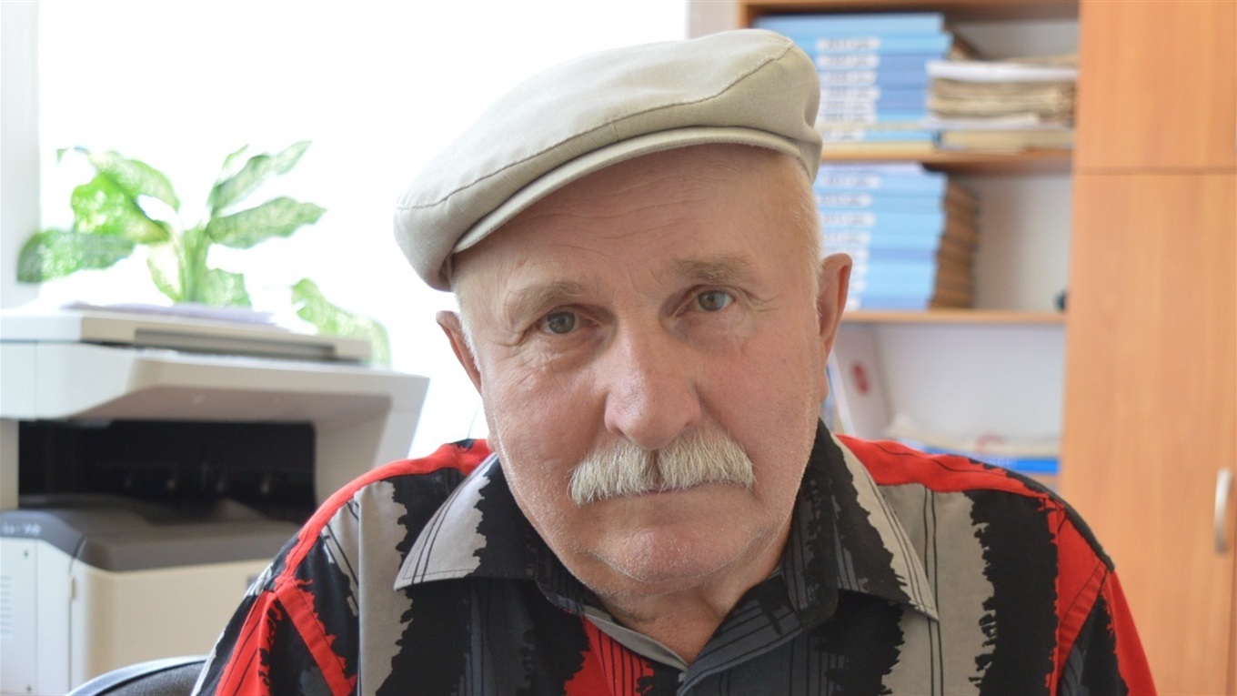 Поштовики повідомили в Озередах: «Чіпляйте скриньку на автобусну зупинку, там і забиратимете газети»