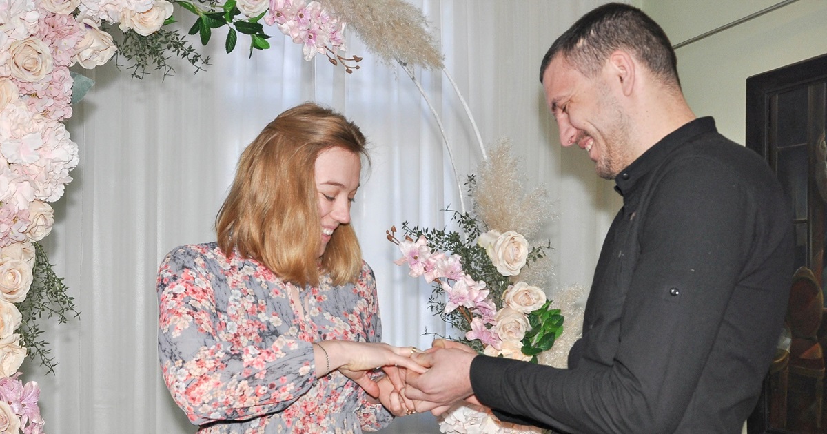 «Шлюб за добу» в музеї: як швидко змінити прізвище та статус у Сарнах