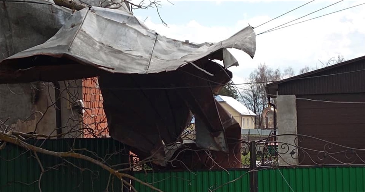 У Звинячі, що на Чортківщині, вчорашня негода накоїла лиха