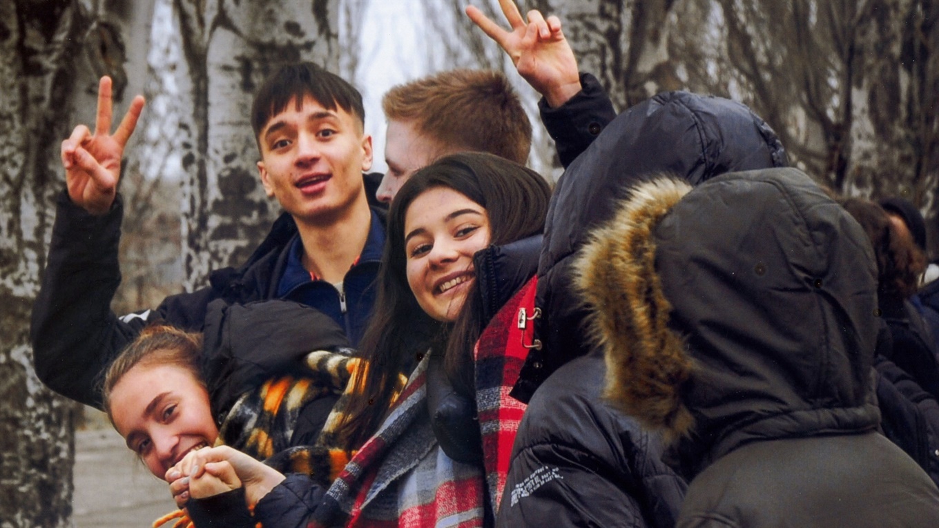 Життя у соціумі очима підлітків
