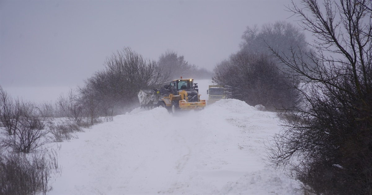 Снігові замети на Городоччині: де ситуація найскладніша