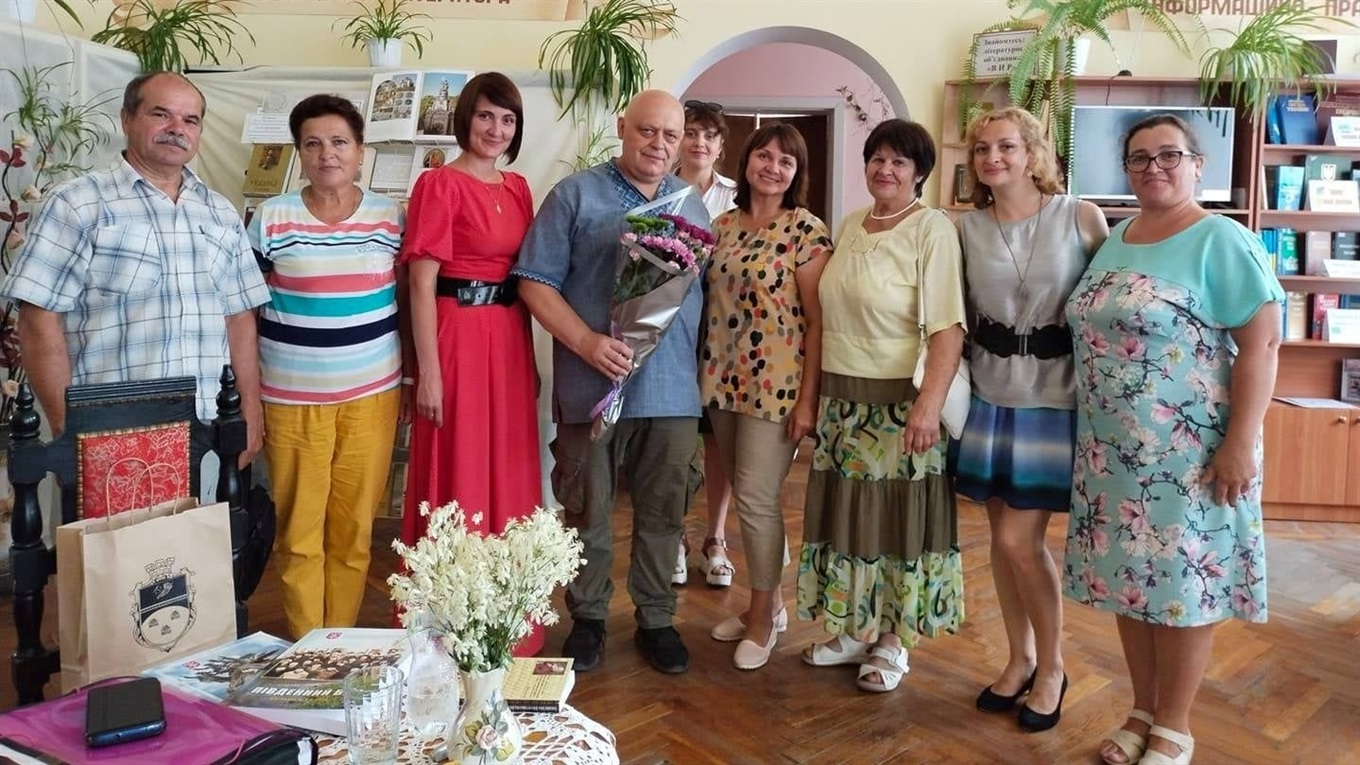 Хмельницький поет Віталій Міхалевський – удруге на білопільській землі