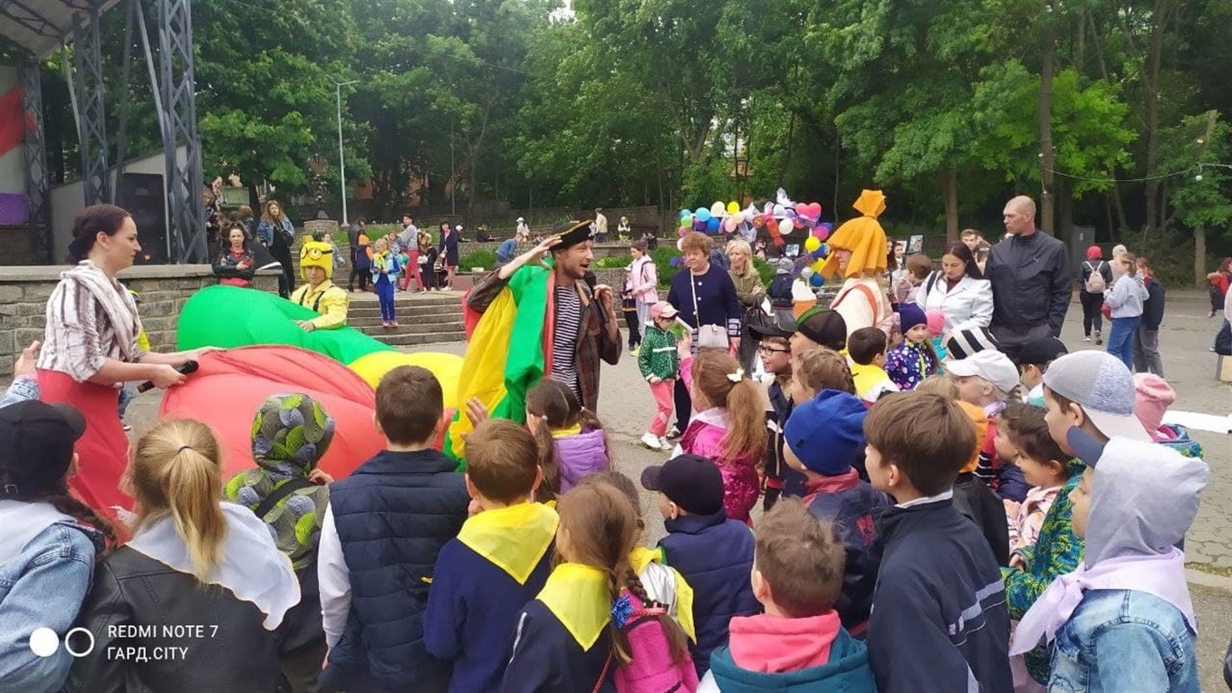 Як маленькі первомайці відзначали День захисту дітей — 2021