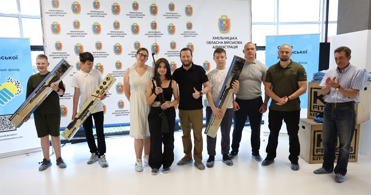 Спортивні школи Хмельниччини отримали новий інвентар для тренувань та змагань
