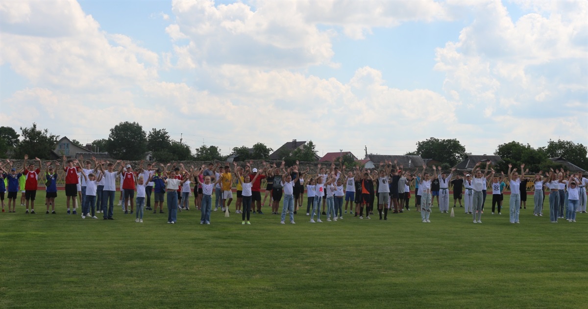 Патріотичне-спортивне свято та велопробіг: у місті відзначили День Конституції України
