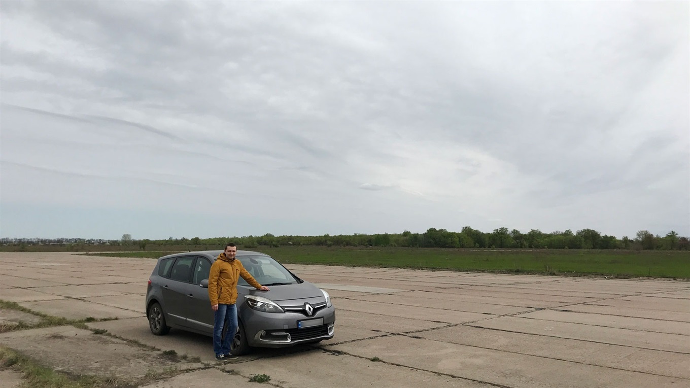 Атиповий тест-драйв: про дороги, велосипедистів та айтішників у Конотопі