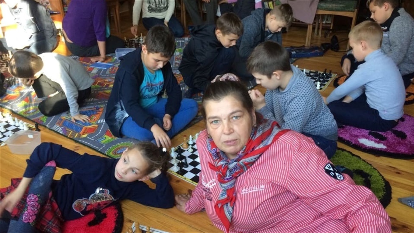 Підприємець і тренер Наталя Вікулова підтримує захоплення дітей до шахів: відео