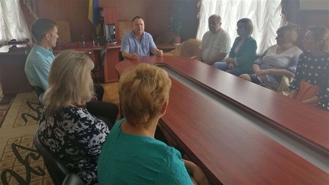 Працівники комунальних установ Білопільщини отримали Почесні грамоти з нагоди Дня незалежності