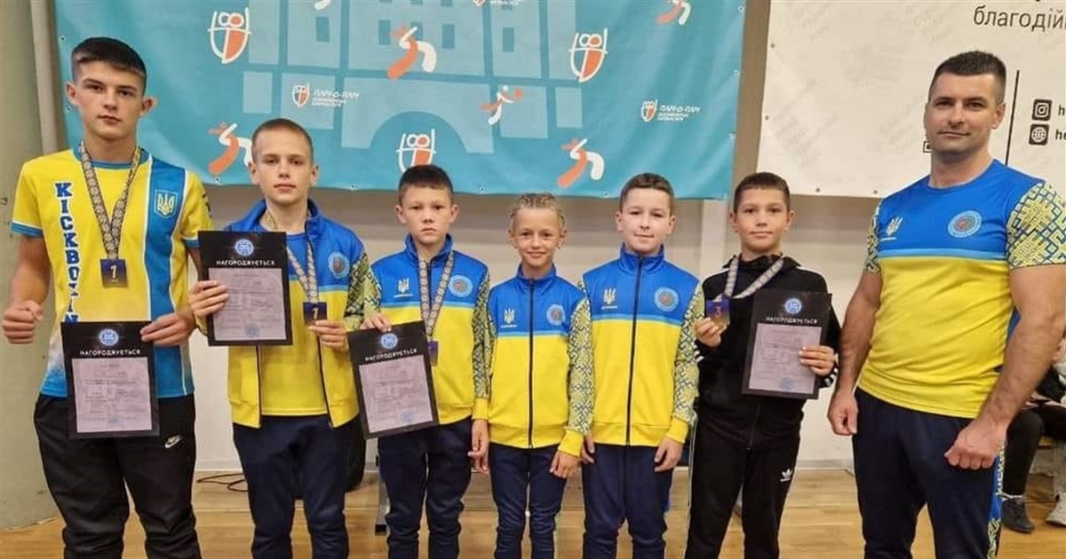Юні кікбоксери показують гарні результати