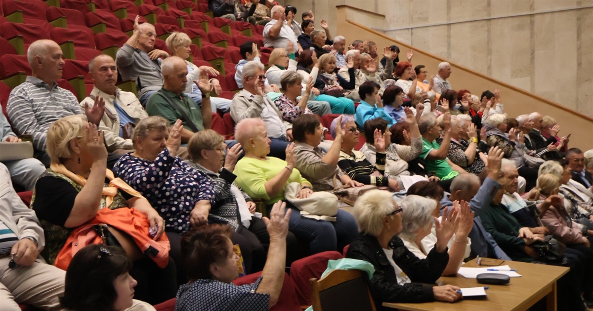 Активні, позитивні, спортивні. Ветерани-атомники ПАЕС провели підсумкову конференцію
