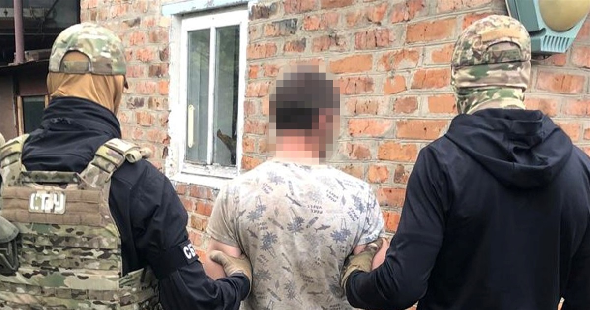 "Спостережний пункт" на даху будинку: на Житомирщині затримали коригувальника російських ударів