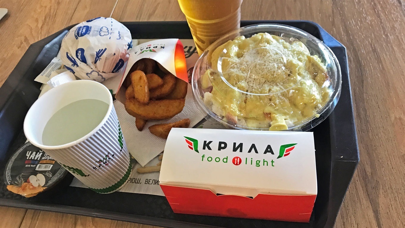 Їжа у місті: ресторан швидкого харчування «Крила»