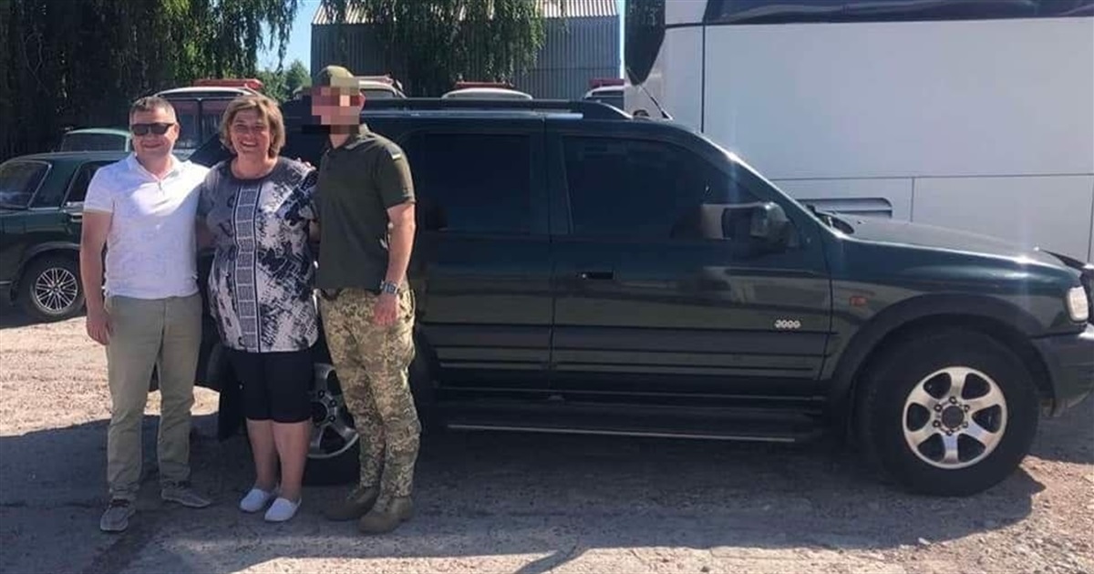 Підприємець з Переяслава придбав авто для ЗСУ: відгукнувся на прохання матері воїна