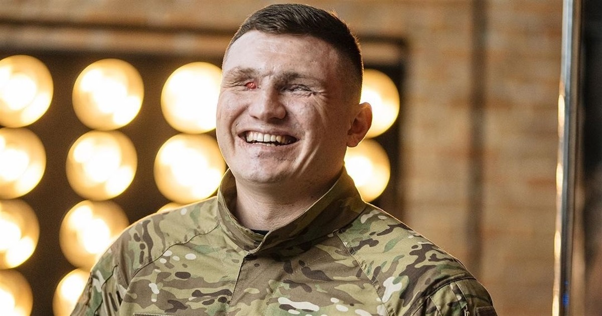 Віталій Верес: боєць, який втратив зір на війні, вчить українців бачити важливе
