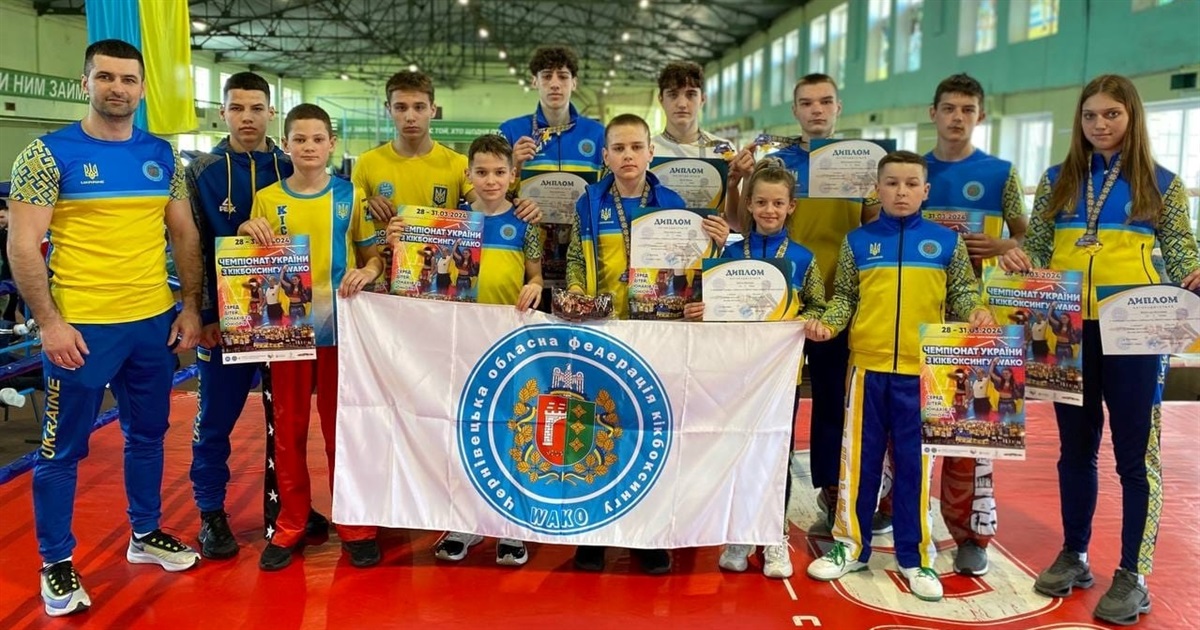 Наші кікбоксери-юніори добре виступили на Чемпіонаті України