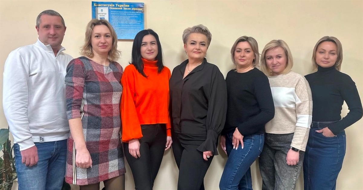 Олена Іванощук: "Робота у жіночій команді буває непростою, але бажання допомогти людям перемагає!"