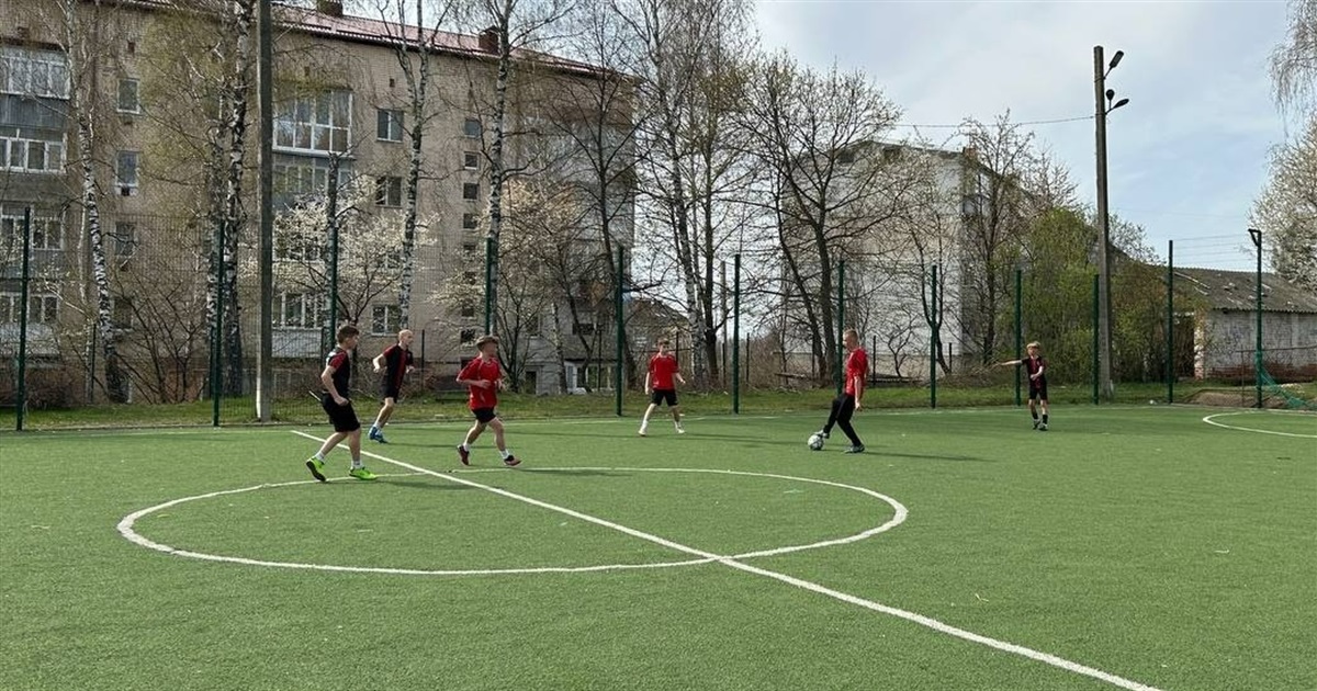 У Городку планують відремонтувати спортивні майданчики зі штучним покриттям
