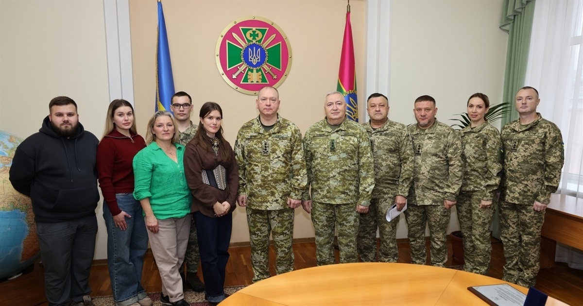 Відзнаки отримали ті, хто три роки працював над тим, щоб повернути полонених зі Зміїного