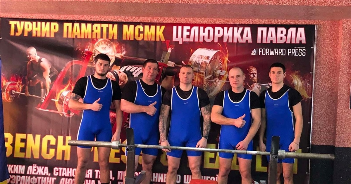 “Жива сталь”: як нижньосірогозькі важкоатлети змагалися у турнірі з силових видів спорту