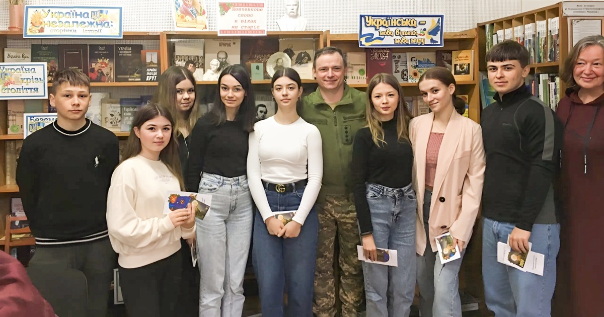 У Переяславі Шевченкову "Тарасову ніч" читали разом із військовиком артбригади імені Тараса Трясила