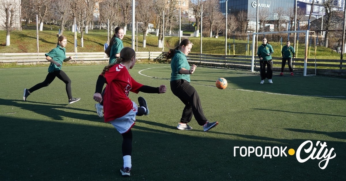 У Городку стартував другий етап шкільної ліги «Пліч-о-пліч»