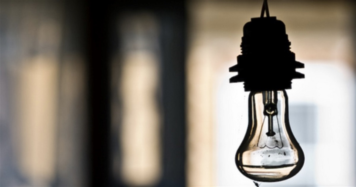 Дві години без світла: хто у Звягелі потрапив під обмеження 8 квітня