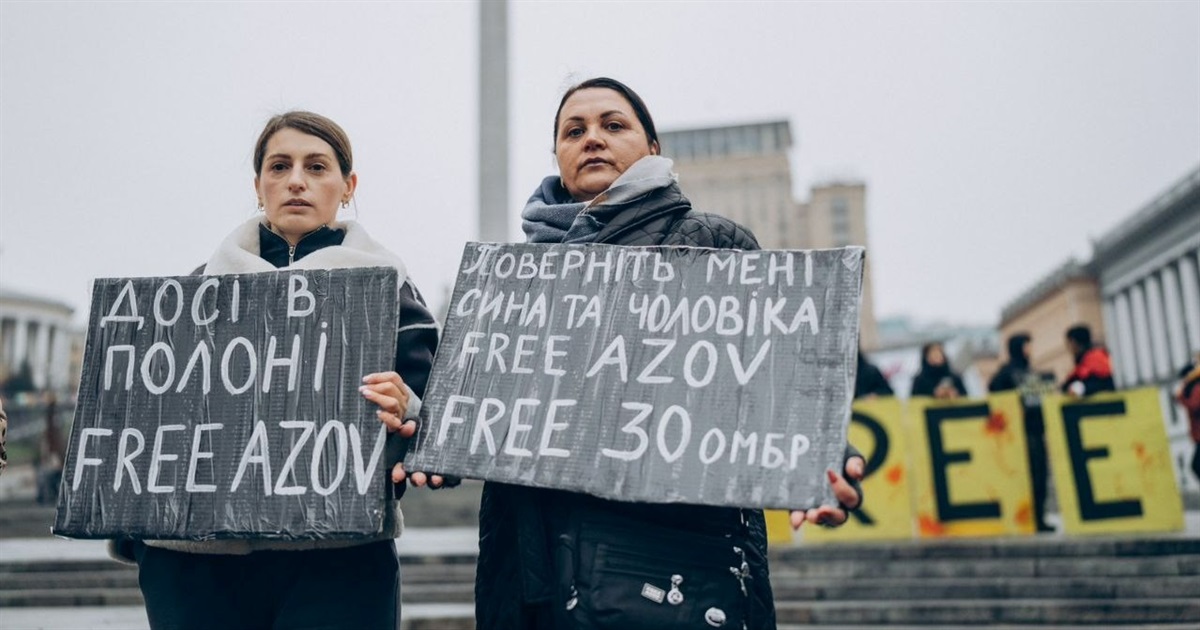 Мій син три роки у полоні, а чоловік зник під Бахмутом у бою з “вагнерівцями”. Історія Оксани Левін