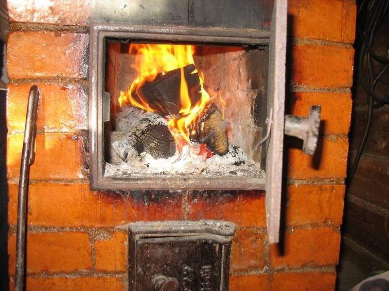 Рятувальники застерігають: пічне опалення таїть загрозу