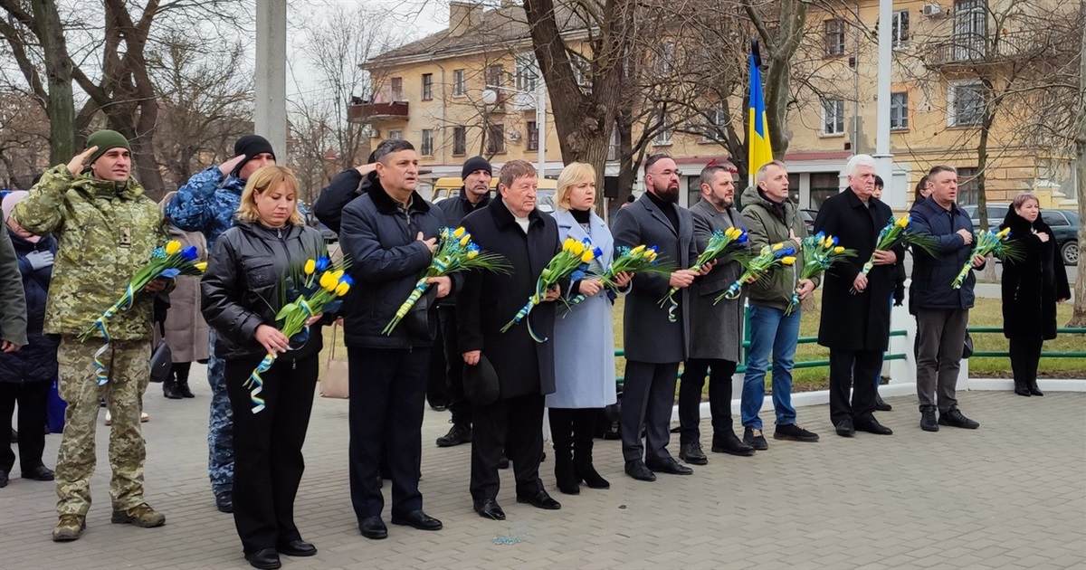 У 10-ту річницю Ізмаїл вшанував пам’ять героїв Небесної сотні (відео)