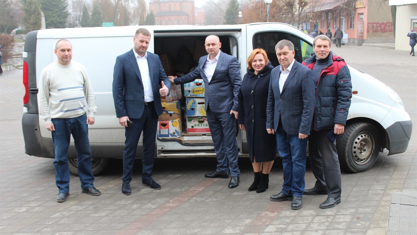Військовим в зоні ООС зібрали подарунки до Дня Миколая 