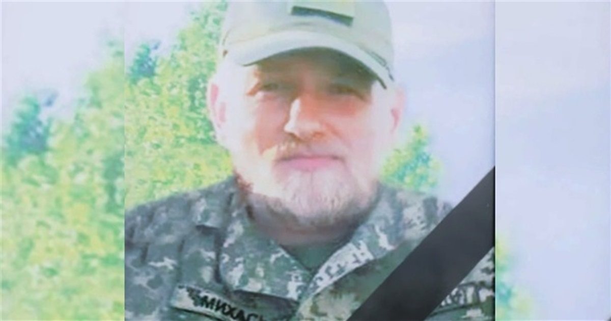 Минають перші роковини від дня, коли зупинилося серце воїна ЗСУ Віталія Михальчишина з Єрковець